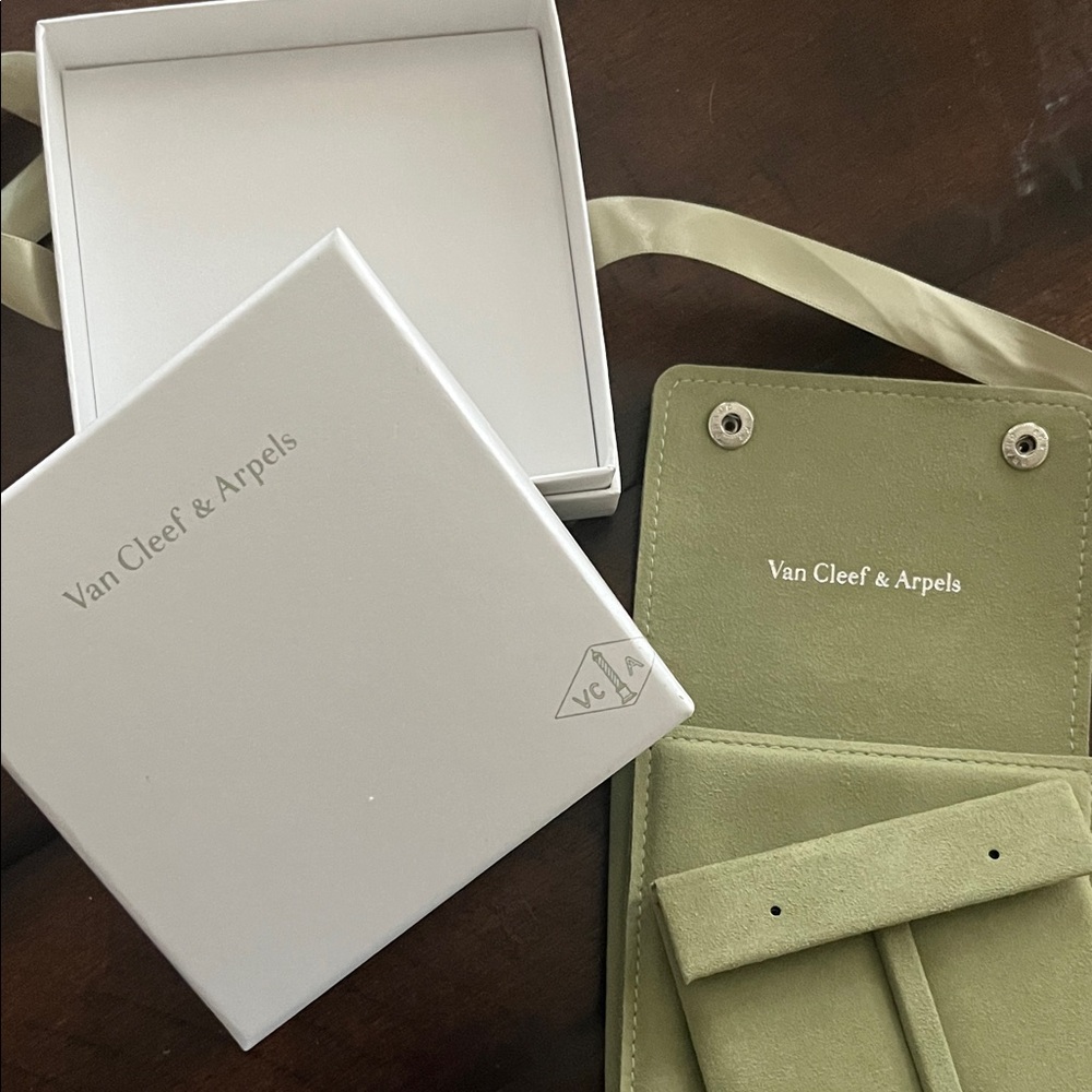 Van Cleef & Arpels White and Green Jewelry Box